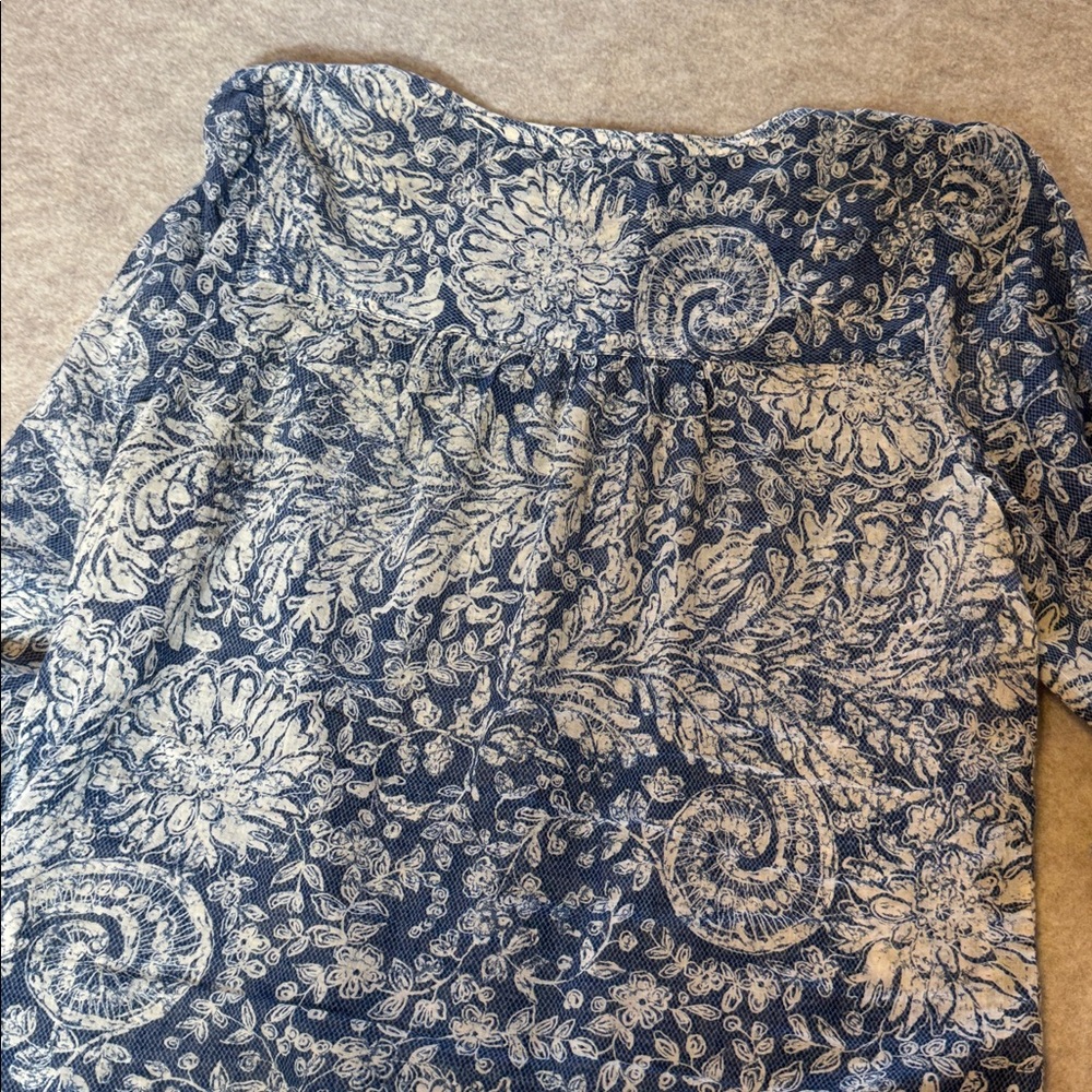 LUCKY BRAND Lightweight Top, 100%Cotton Lawn. Size M - Picture 5 of 5